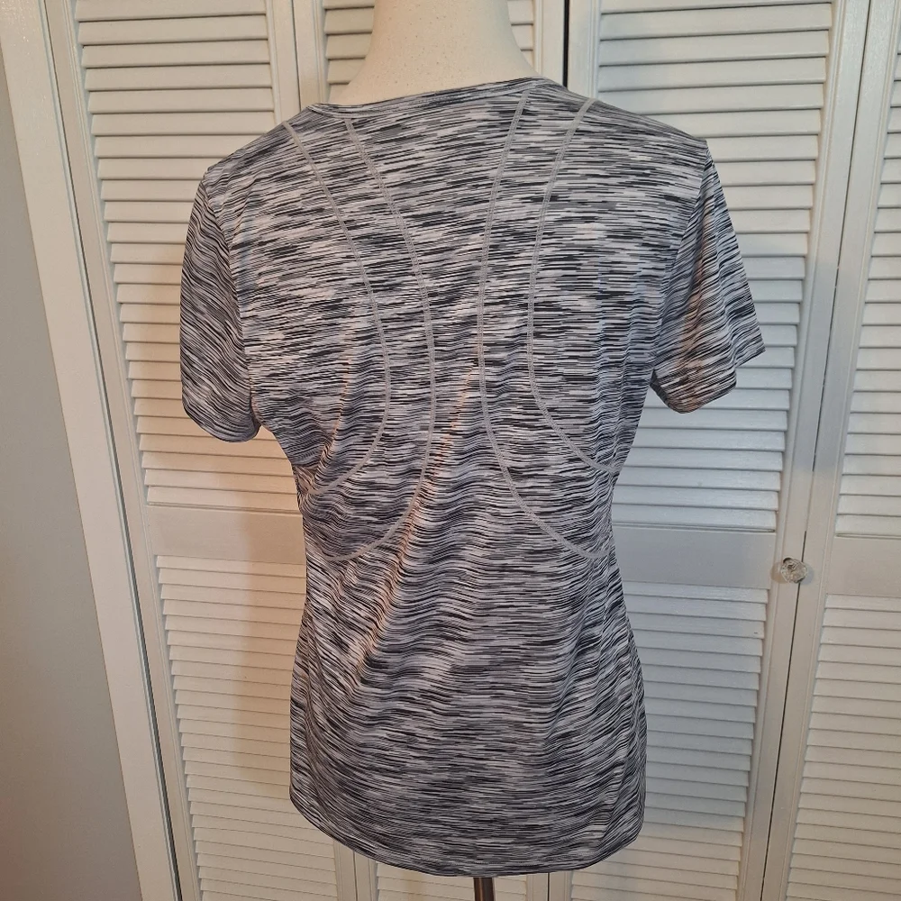 Reebok Shadow Stripe Athletic Top LG *D4 - Picture 4 of 6